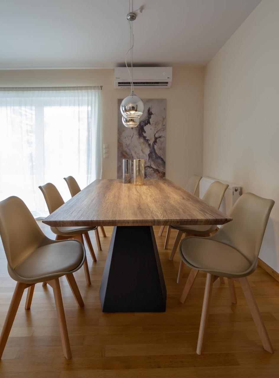 Sagittarius - Faliro Sea Side Apartment Atene Esterno foto