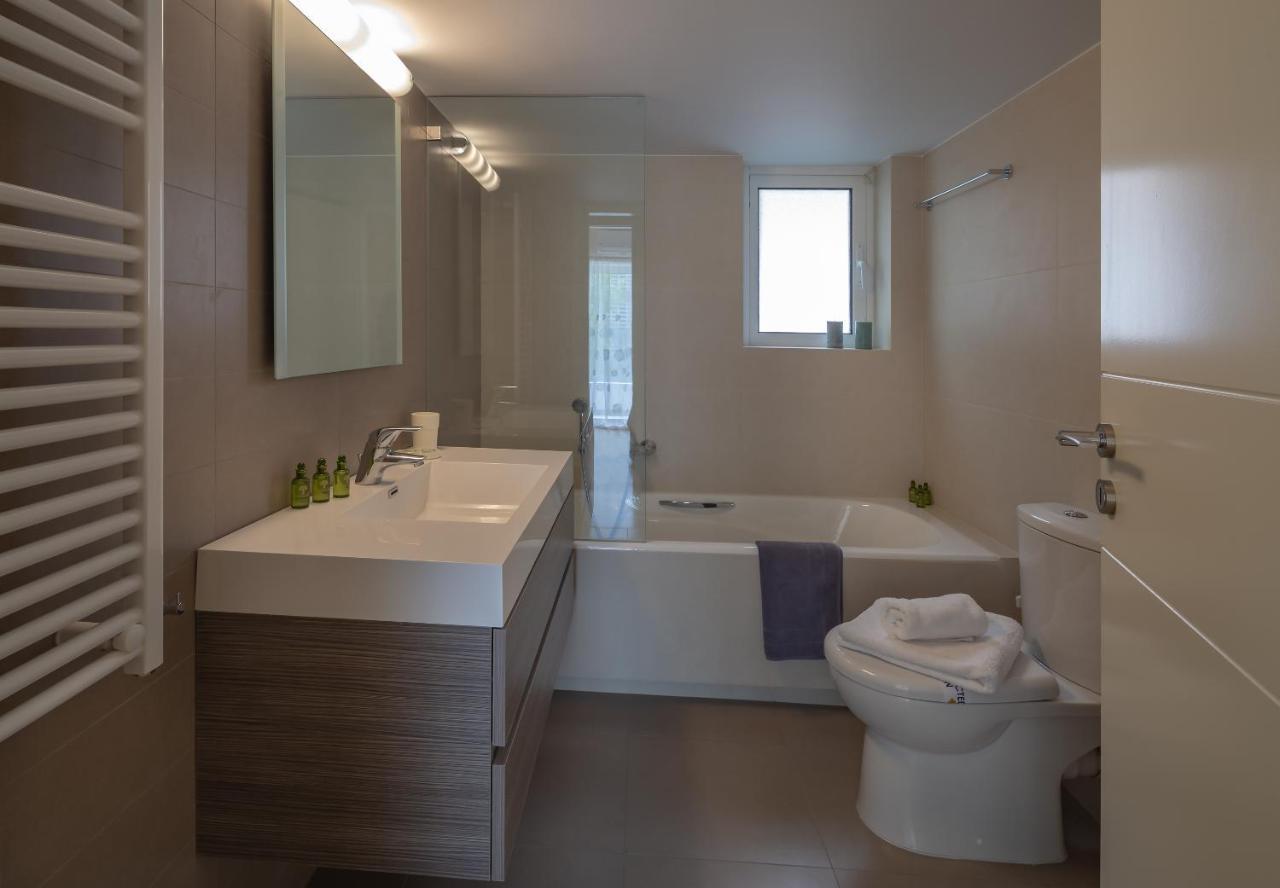 Sagittarius - Faliro Sea Side Apartment Atene Esterno foto